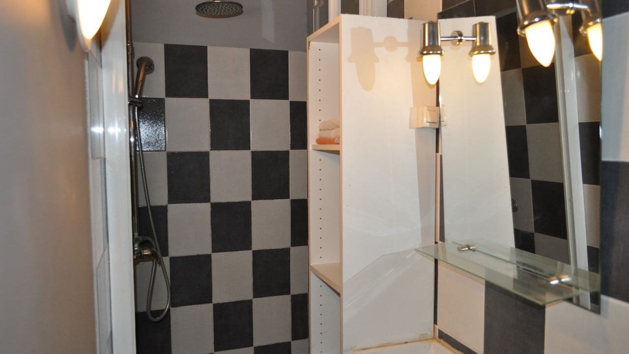 Photo of Bathroom in Saint-Laurent-d'Aigouze