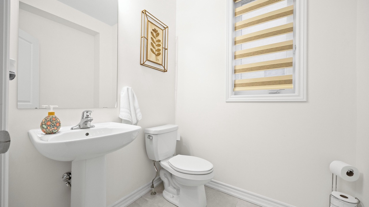 Photo of Bathroom in Wasaga Beach