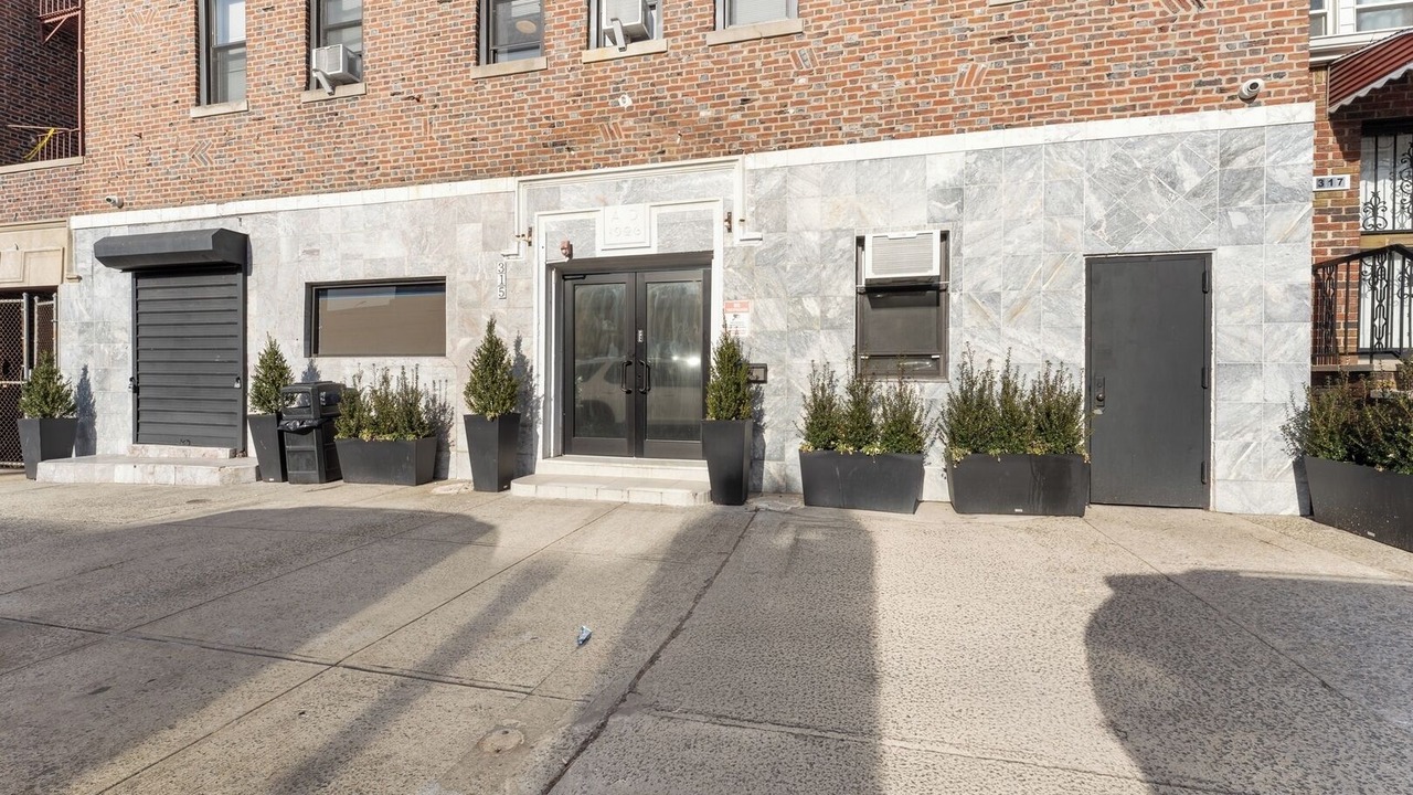 Photo of Outdoor in Bay Ridge