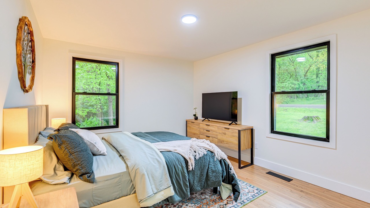 Photo of Bedroom in West Meade