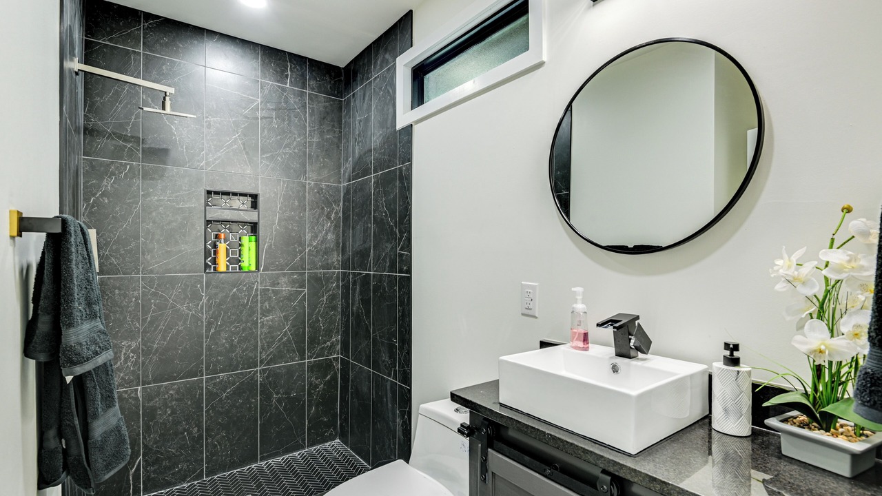 Photo of Bathroom in West Meade