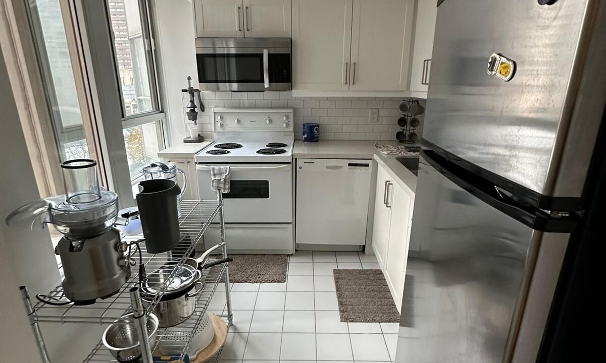 Photo of Kitchen in Bay Street Corridor