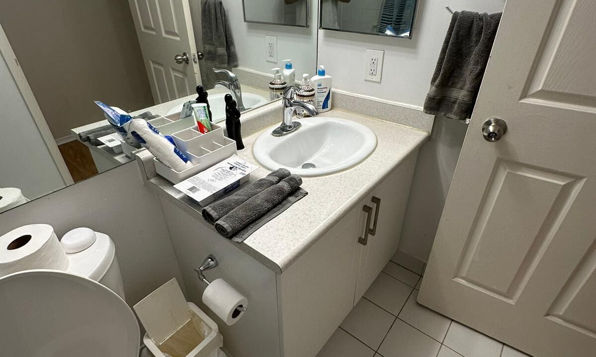 Photo of Bathroom in Bay Street Corridor