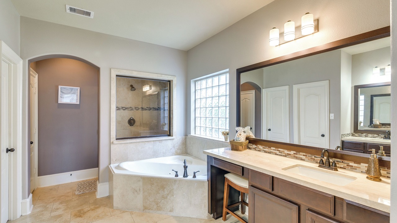 Photo of Bathroom in Iowa Colony