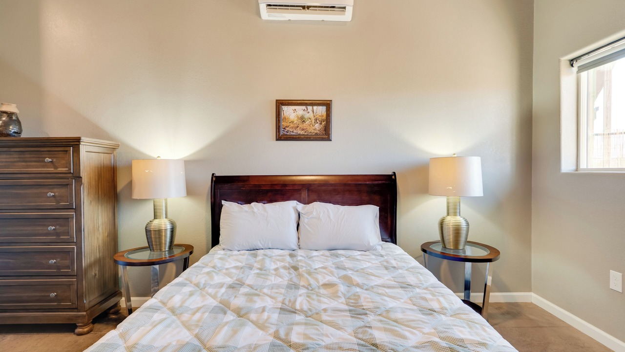 Photo of Bedroom in Elgin