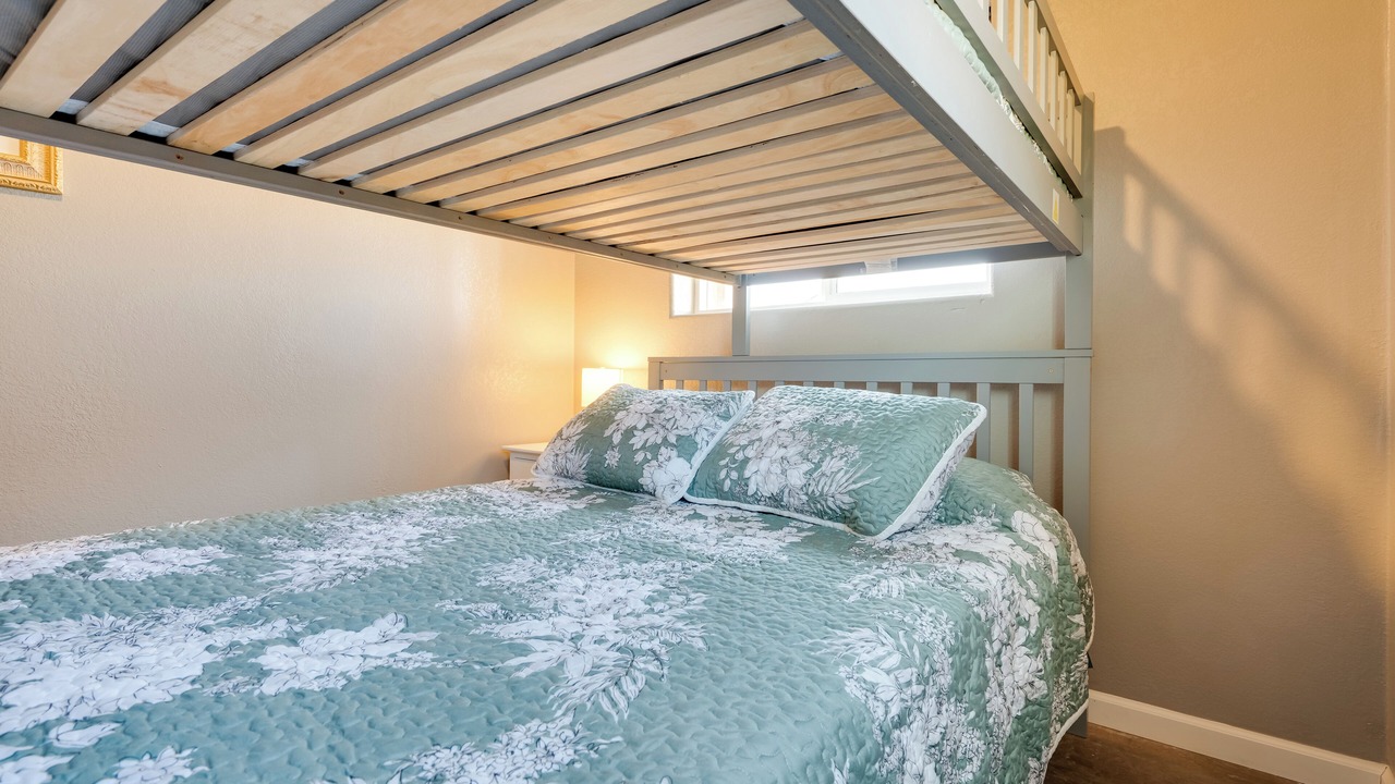 Photo of Bedroom in Elgin
