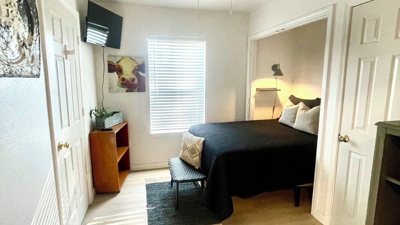 Photo of Bedroom in South Coffeyville