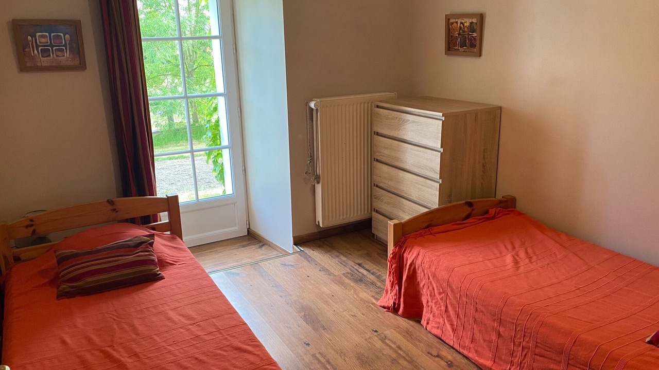 Photo of Bedroom in Valanjou