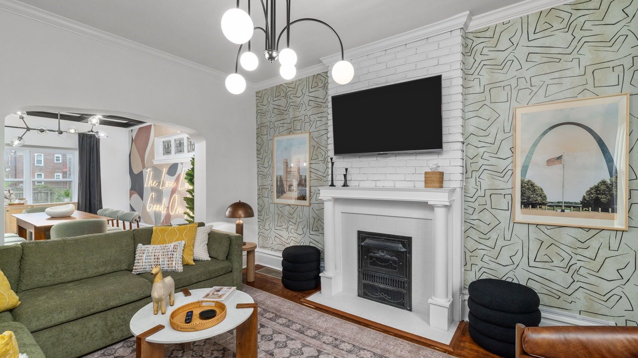 Photo of Livingroom in St. Louis