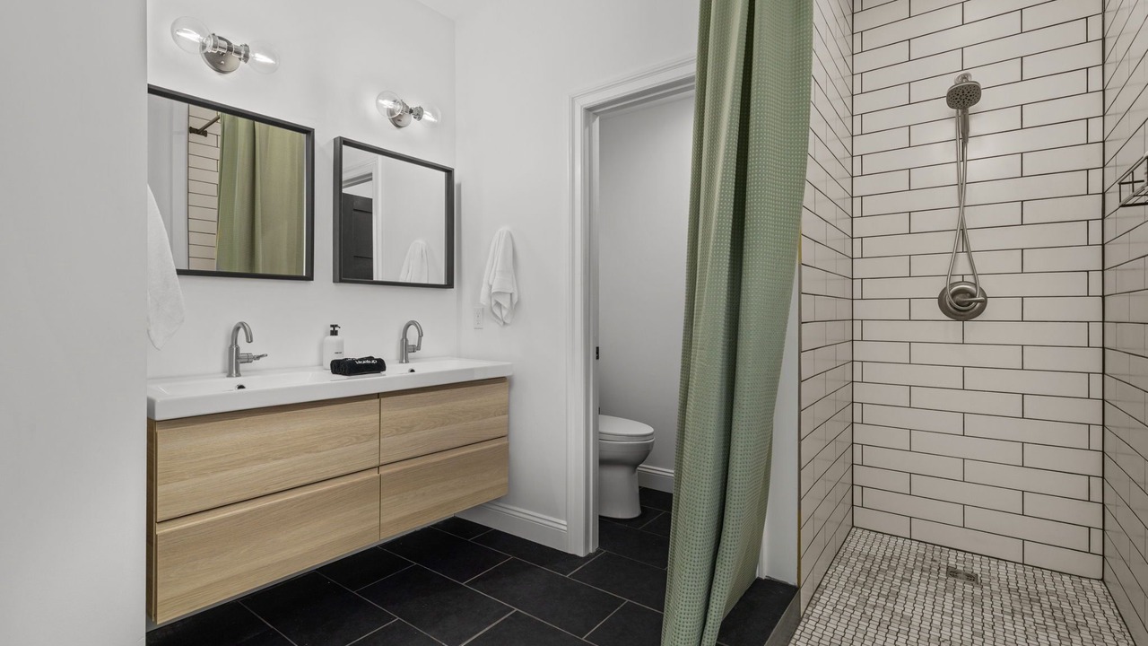 Photo of Bathroom in St. Louis