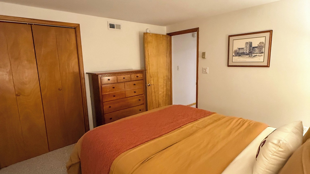 Photo of Bedroom in Miller Southside