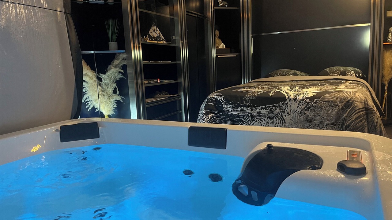 Photo of Bedroom in Neuvireuil