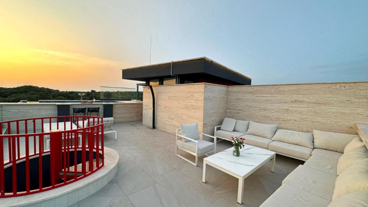 Photo of Patio Balcony in Kozino