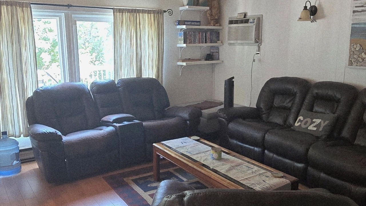 Photo of Livingroom in Beaconia