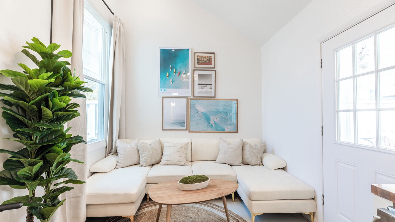 Photo of Livingroom in Wall