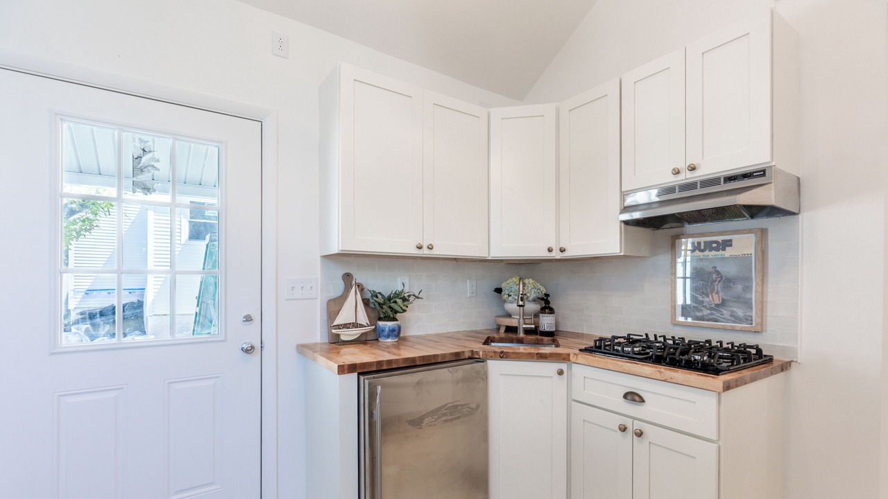 Photo of Kitchen in Wall