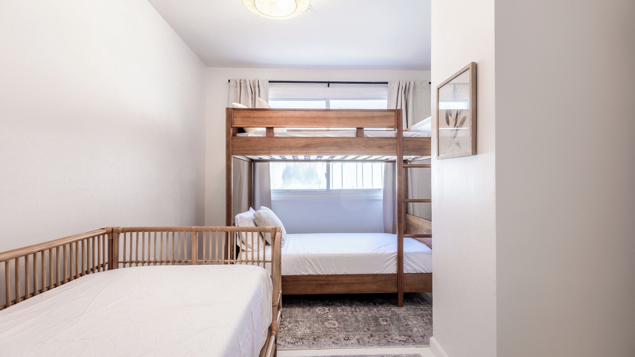 Photo of Bedroom in Wall