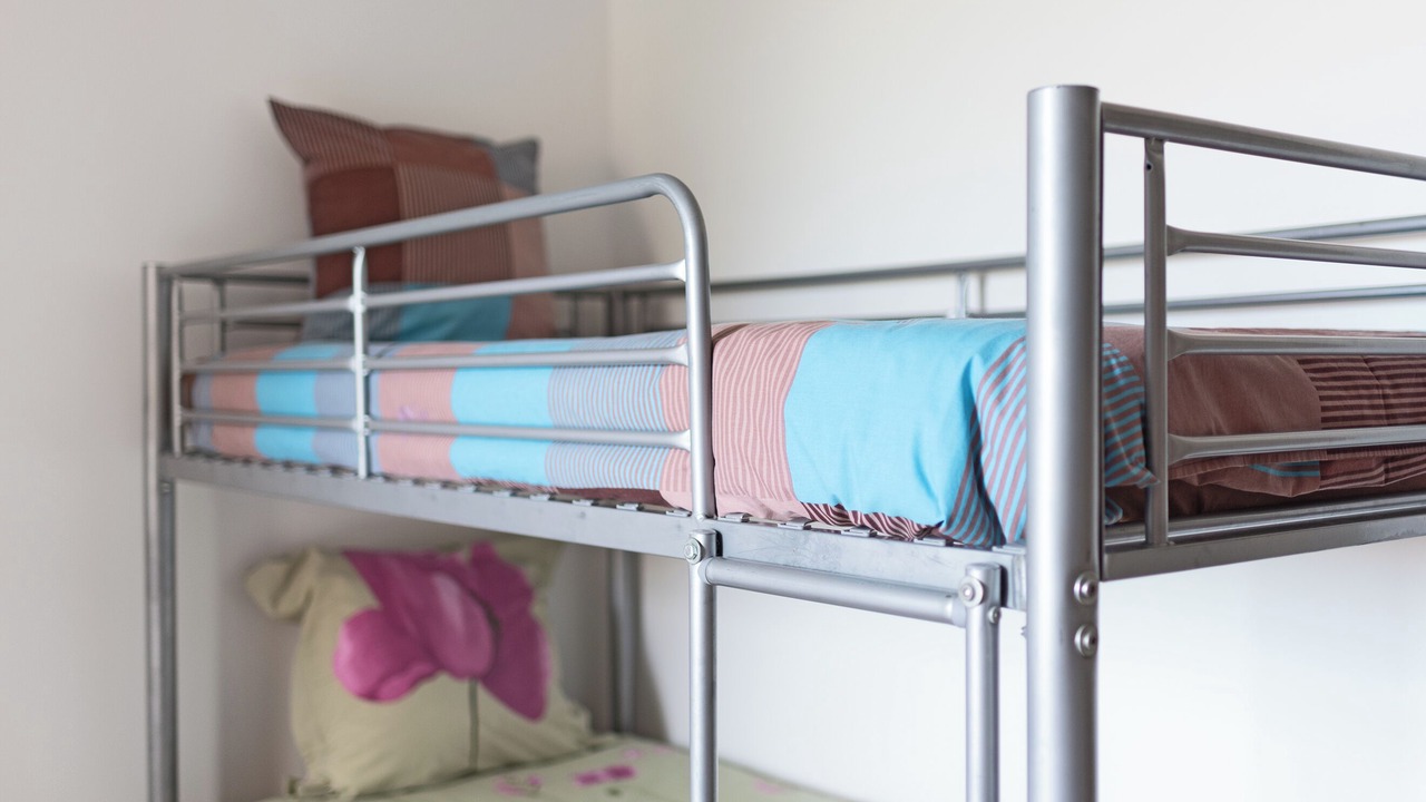 Photo of Bedroom in Castelnau-de-Montmiral