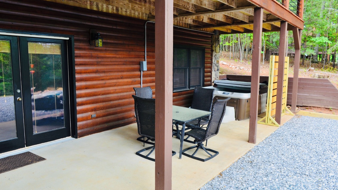 Photo of Outdoor in Morganton