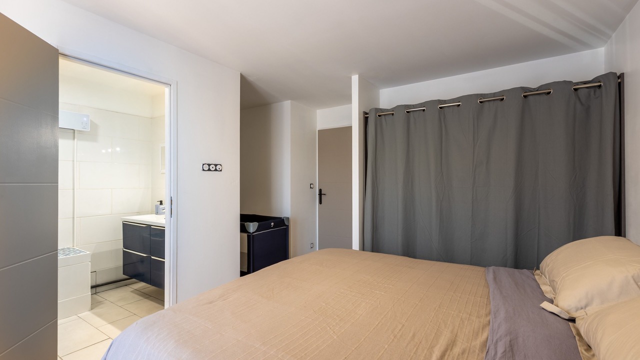 Photo of Bedroom in Err