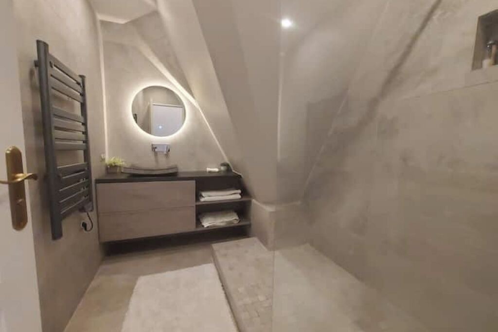 Photo of Bathroom in Souesmes