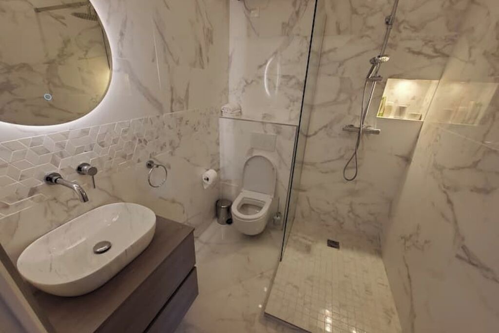 Photo of Bathroom in Souesmes