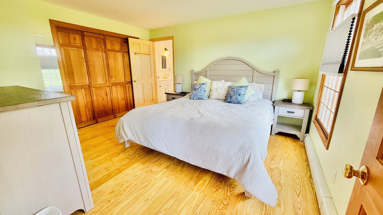 Photo of Bedroom in Orleans