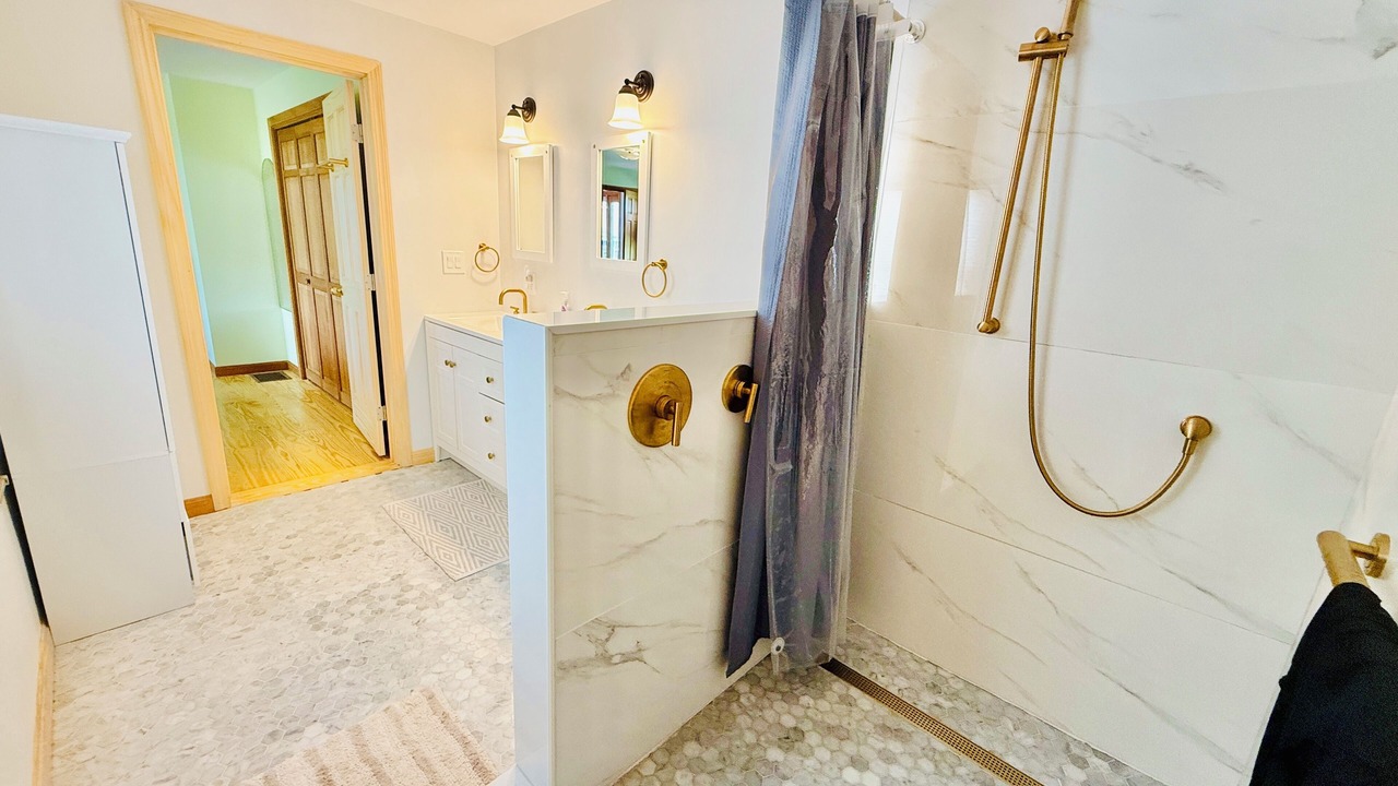 Photo of Bathroom in Orleans