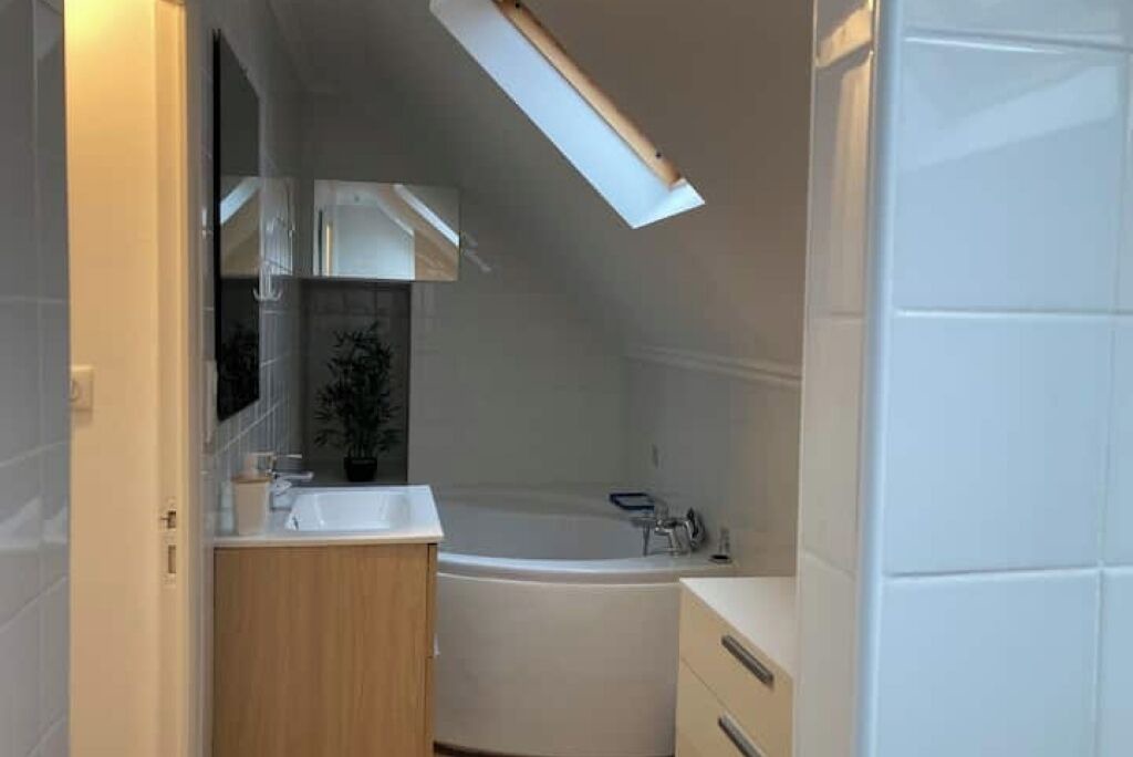 Photo of Bathroom in Montargis