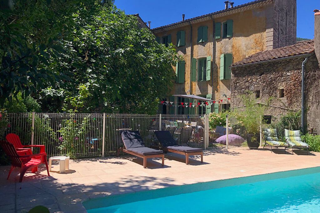 Photo of Outdoor in Aveze