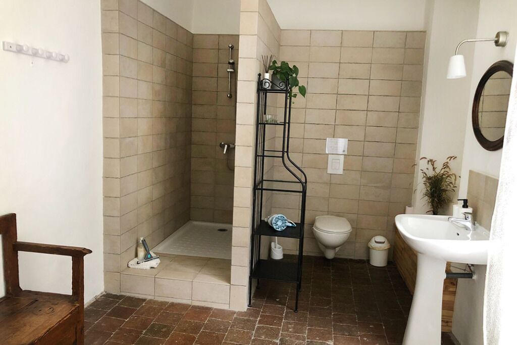 Photo of Bathroom in Aveze