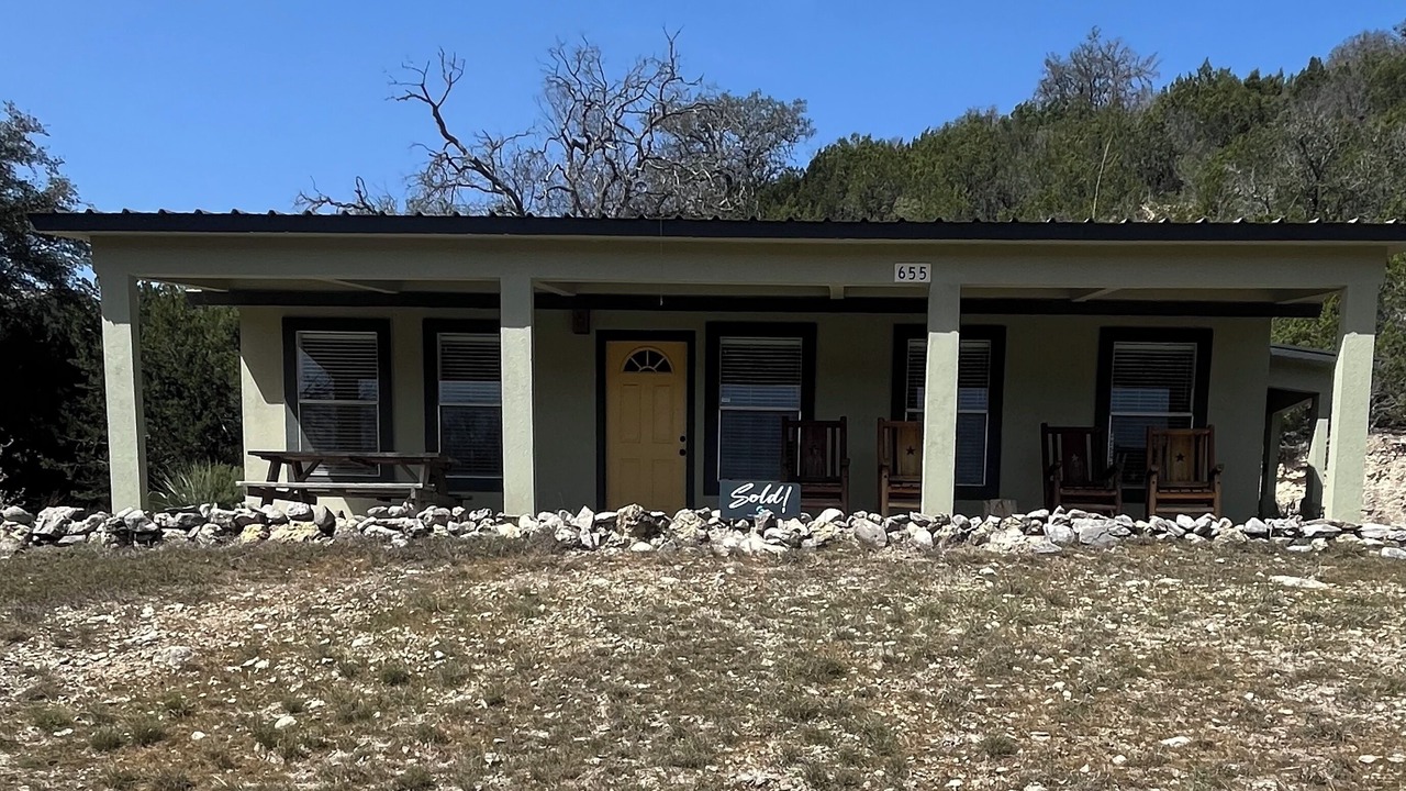 Photo of Outdoor in Leakey