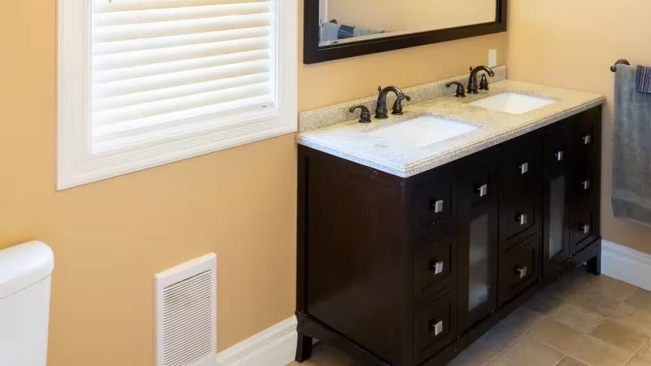 Photo of Bathroom in Twillingate