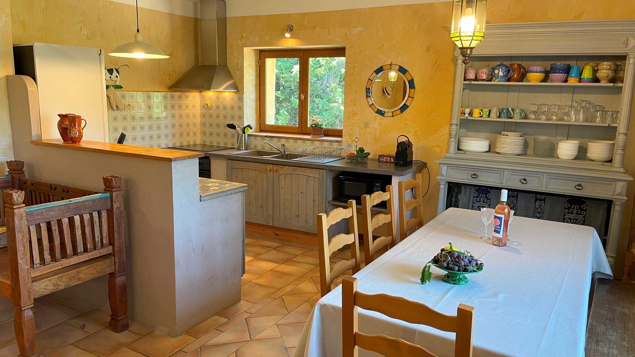 Photo of Kitchen in Suze-la-Rousse