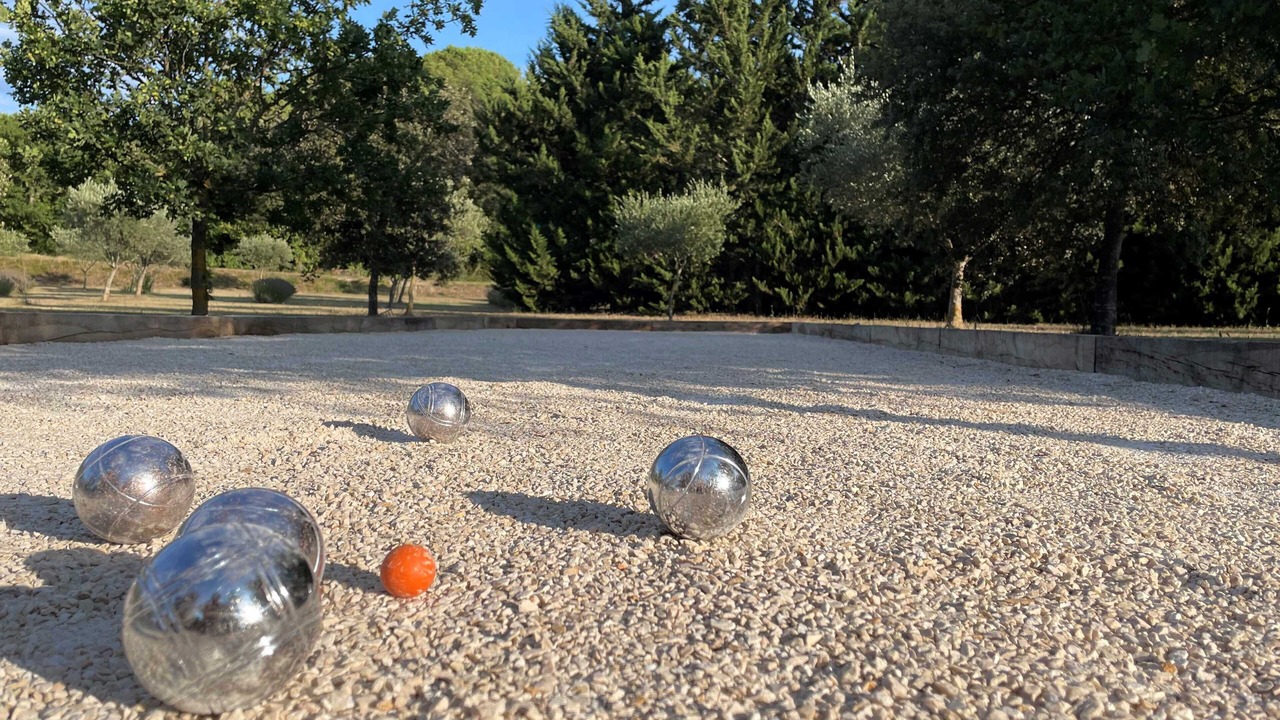 Photo of Outdoor in Suze-la-Rousse