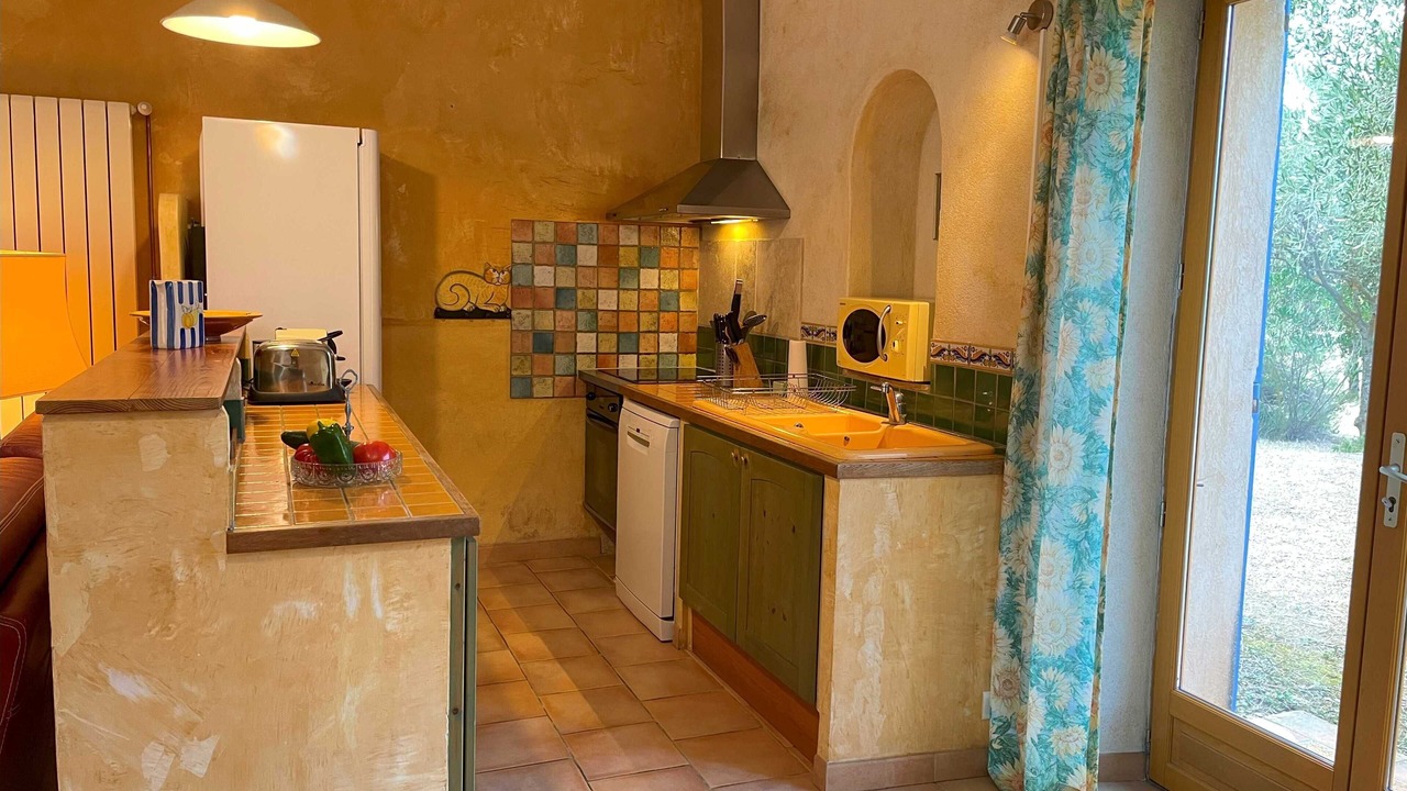 Photo of Kitchen in Suze-la-Rousse
