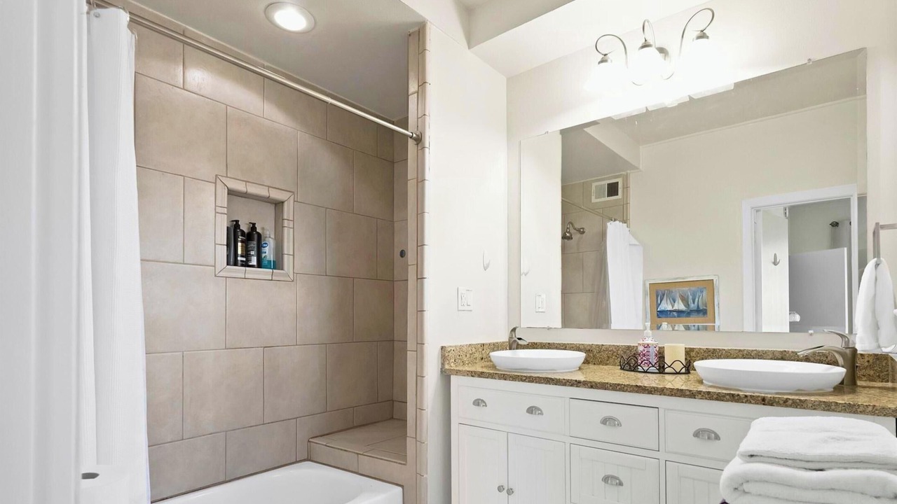 Photo of Bathroom in Quinlan