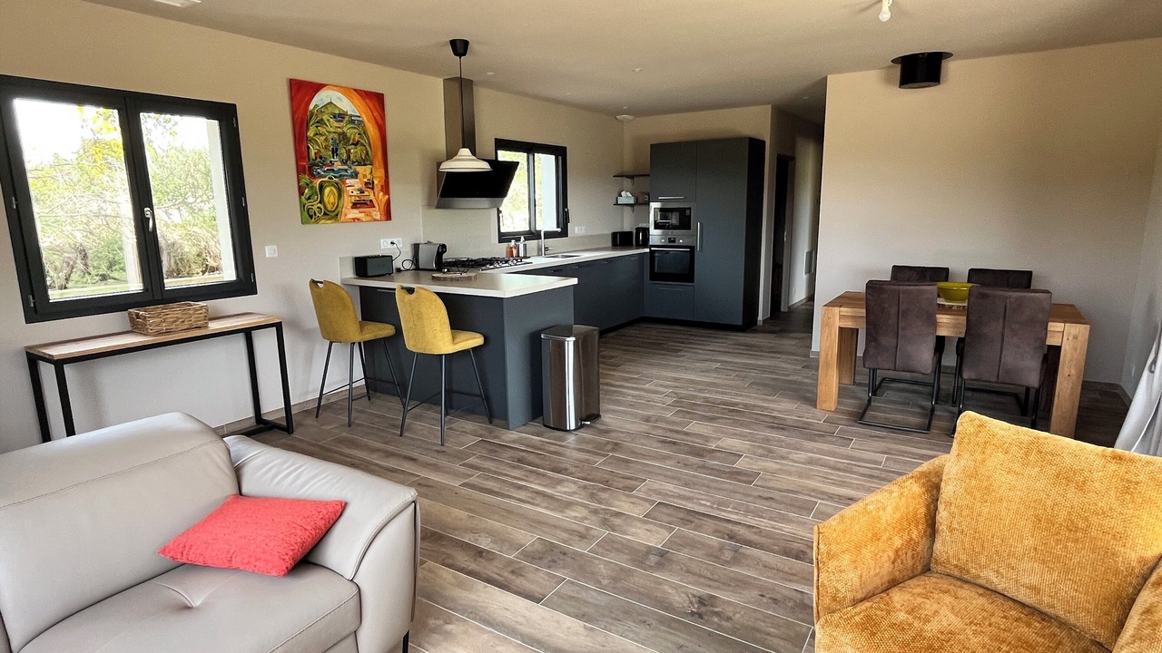 Photo of Livingroom in Saint-Alban-sous-Sampzon
