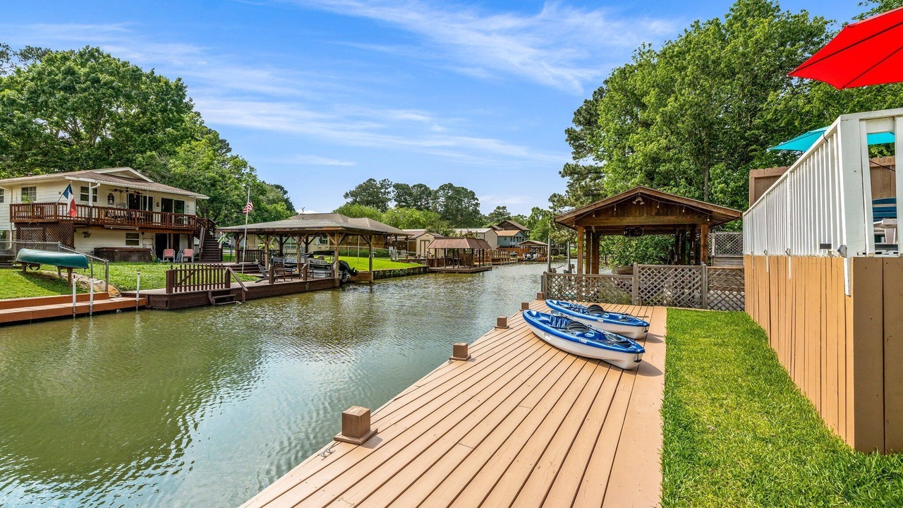 Photo of Outdoor in Willis
