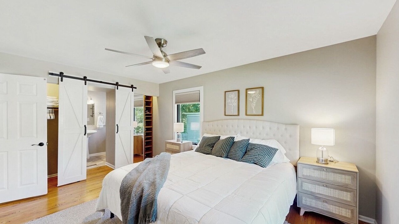 Photo of Bedroom in Naperville