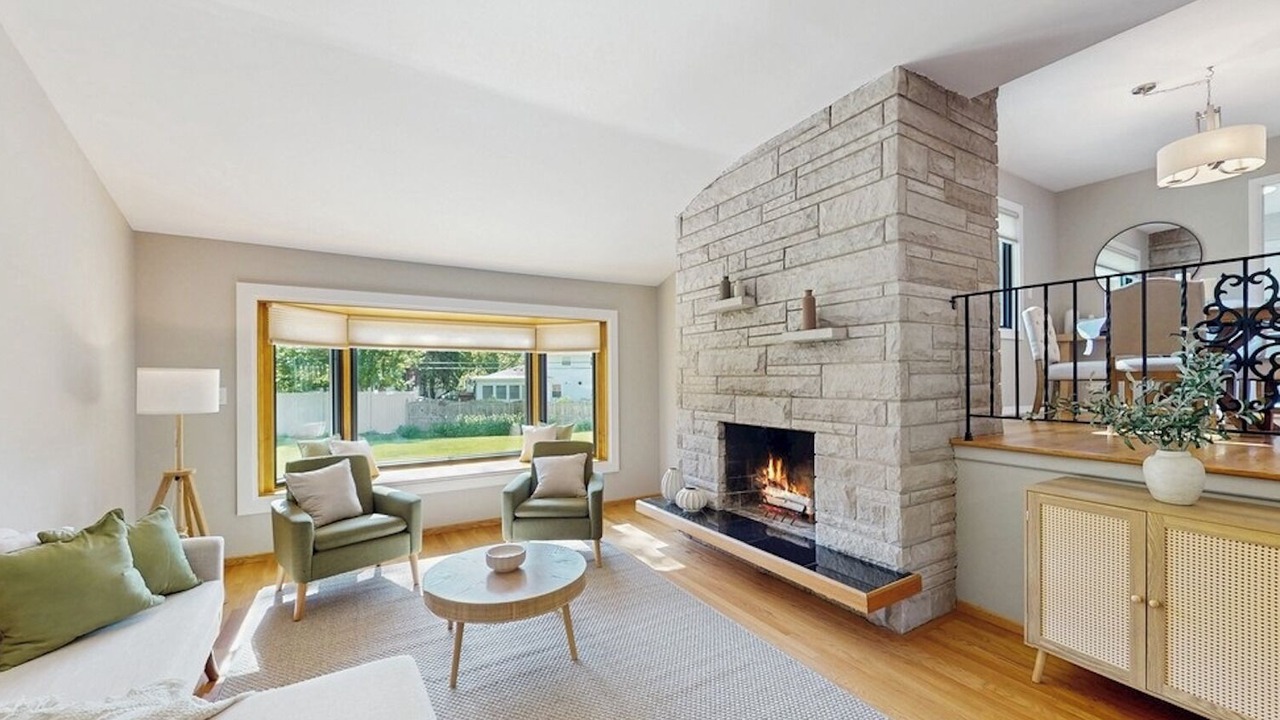 Photo of Livingroom in Naperville