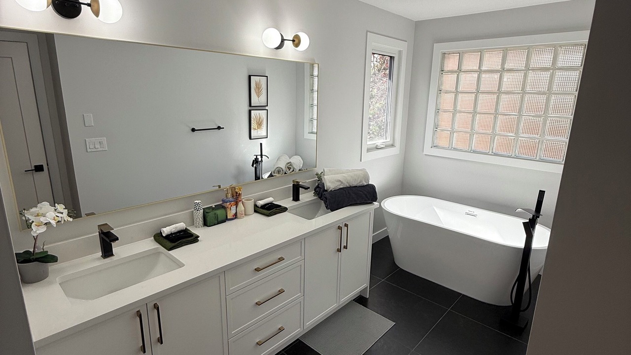 Photo of Bathroom in Southeast Calgary