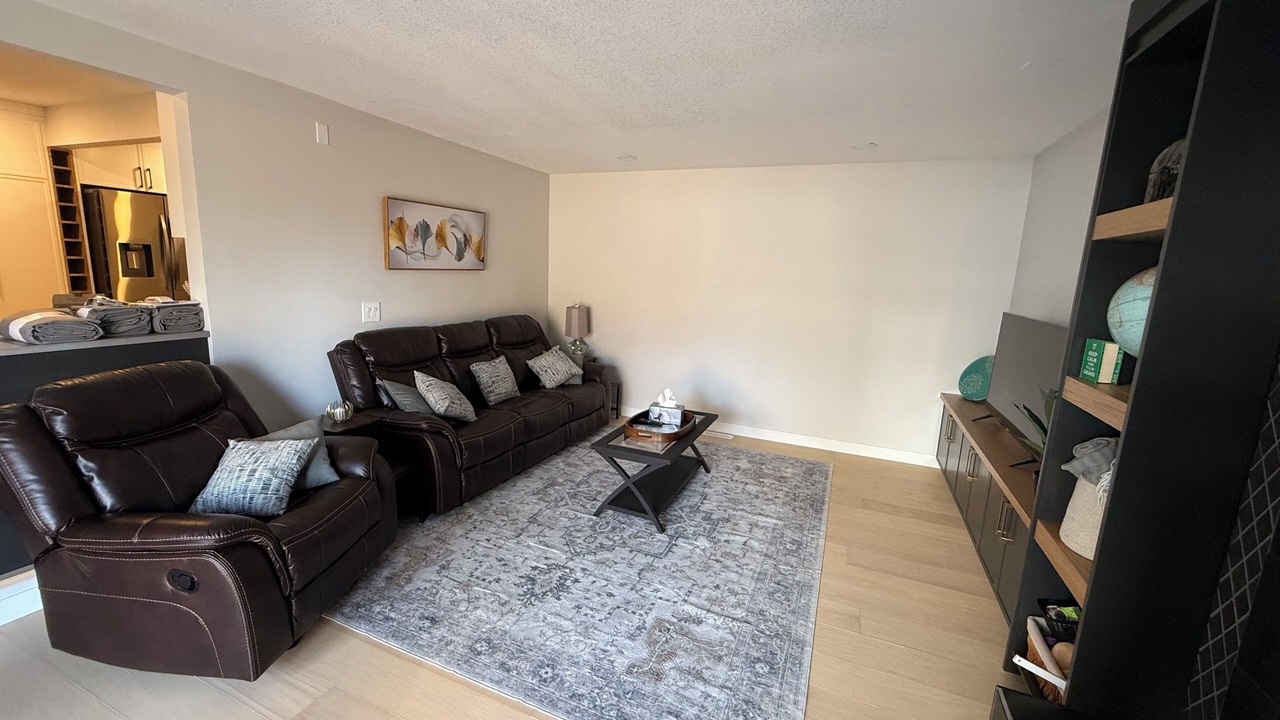 Photo of Livingroom in Southeast Calgary