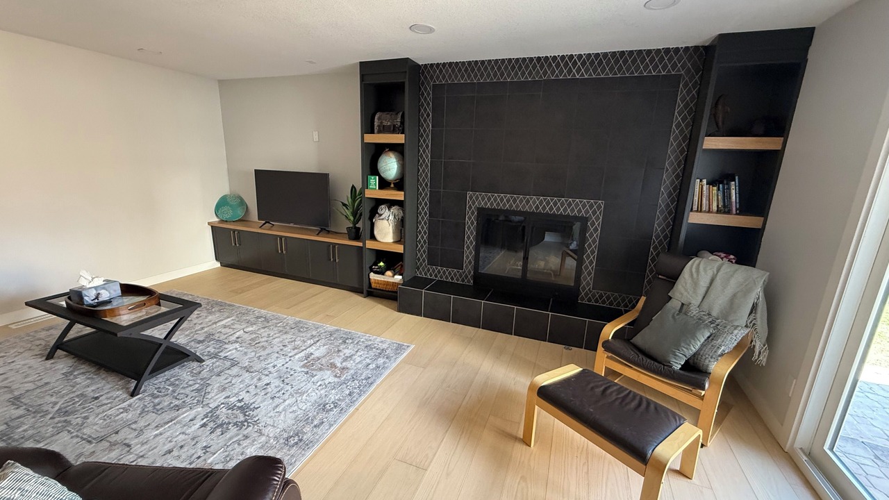 Photo of Livingroom in Southeast Calgary