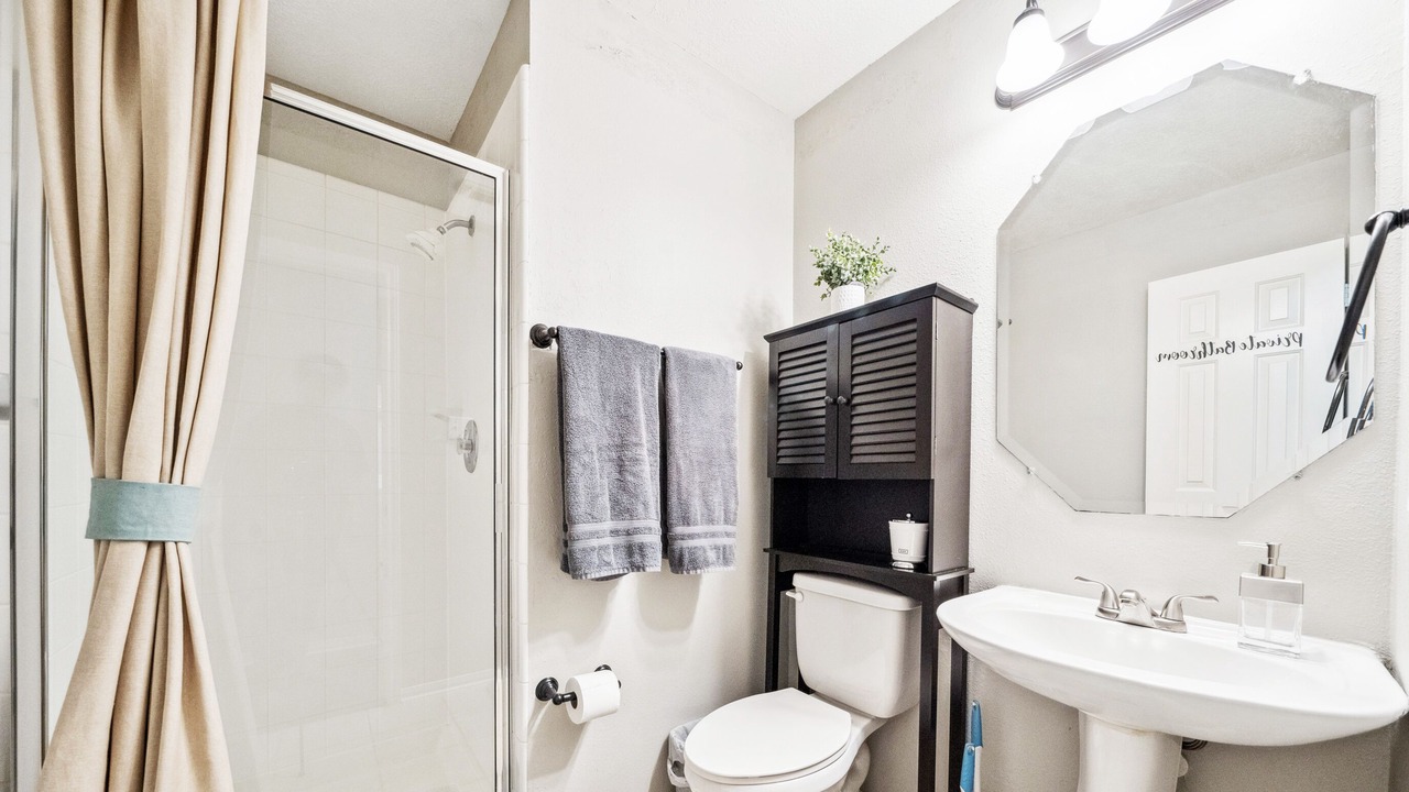 Photo of Bathroom in Spring