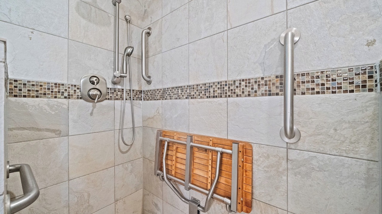 Photo of Bathroom in Spring