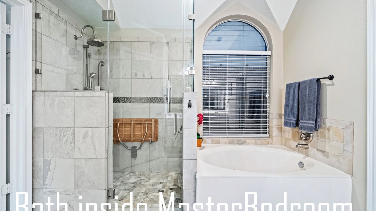 Photo of Bathroom in Spring