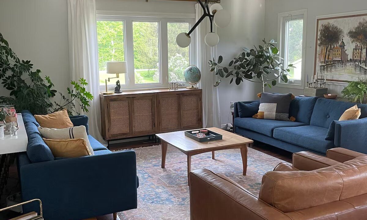 Photo of Livingroom in Terra Nova