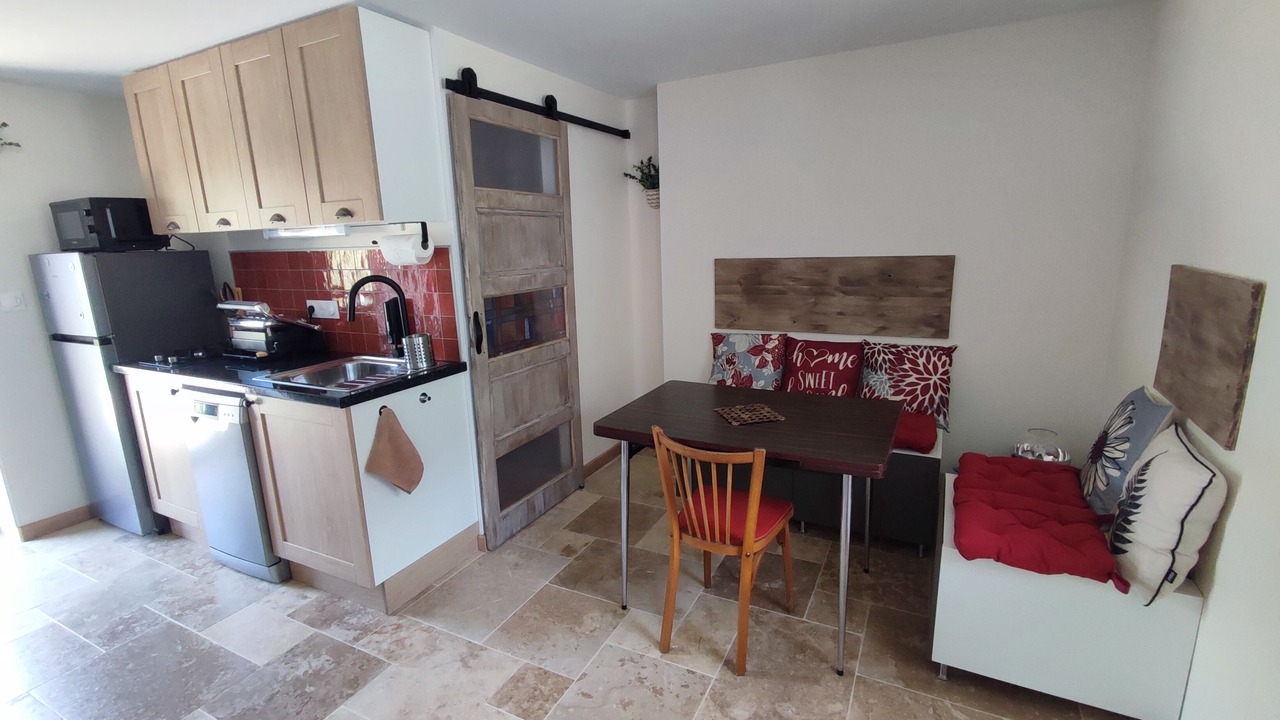 Photo of Kitchen in Les Ollieres-sur-Eyrieux