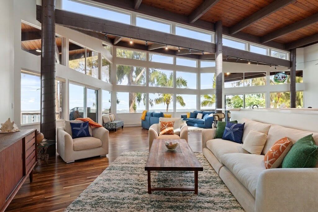 Photo of Livingroom in Kawela Bay